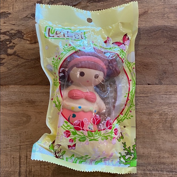 Mermaid squishy bundle - Picture 6 of 7